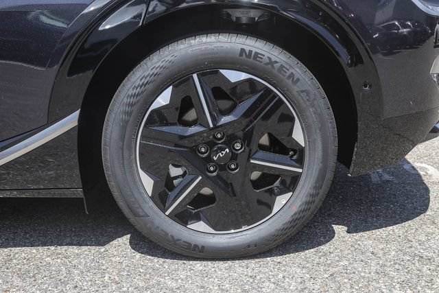 New 2026 Kia EV6 Wind RWD image 18