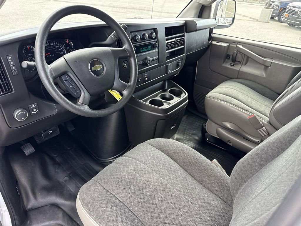 Used 2024 Chevrolet Express 2500 w/ Driver Convenience Package image 17