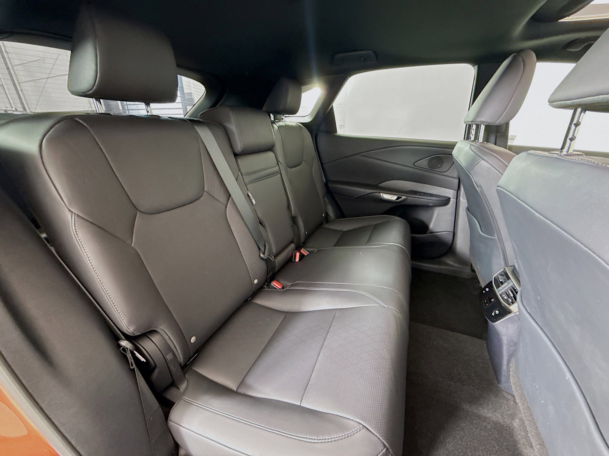 Used 2023 Lexus RX 350 w/ Accessory Package (Z1) image 25