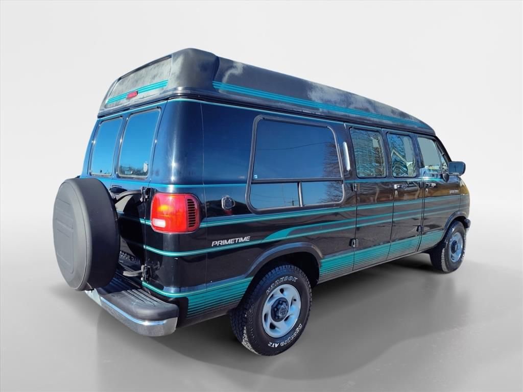 Used 1994 Dodge B2500 image 7