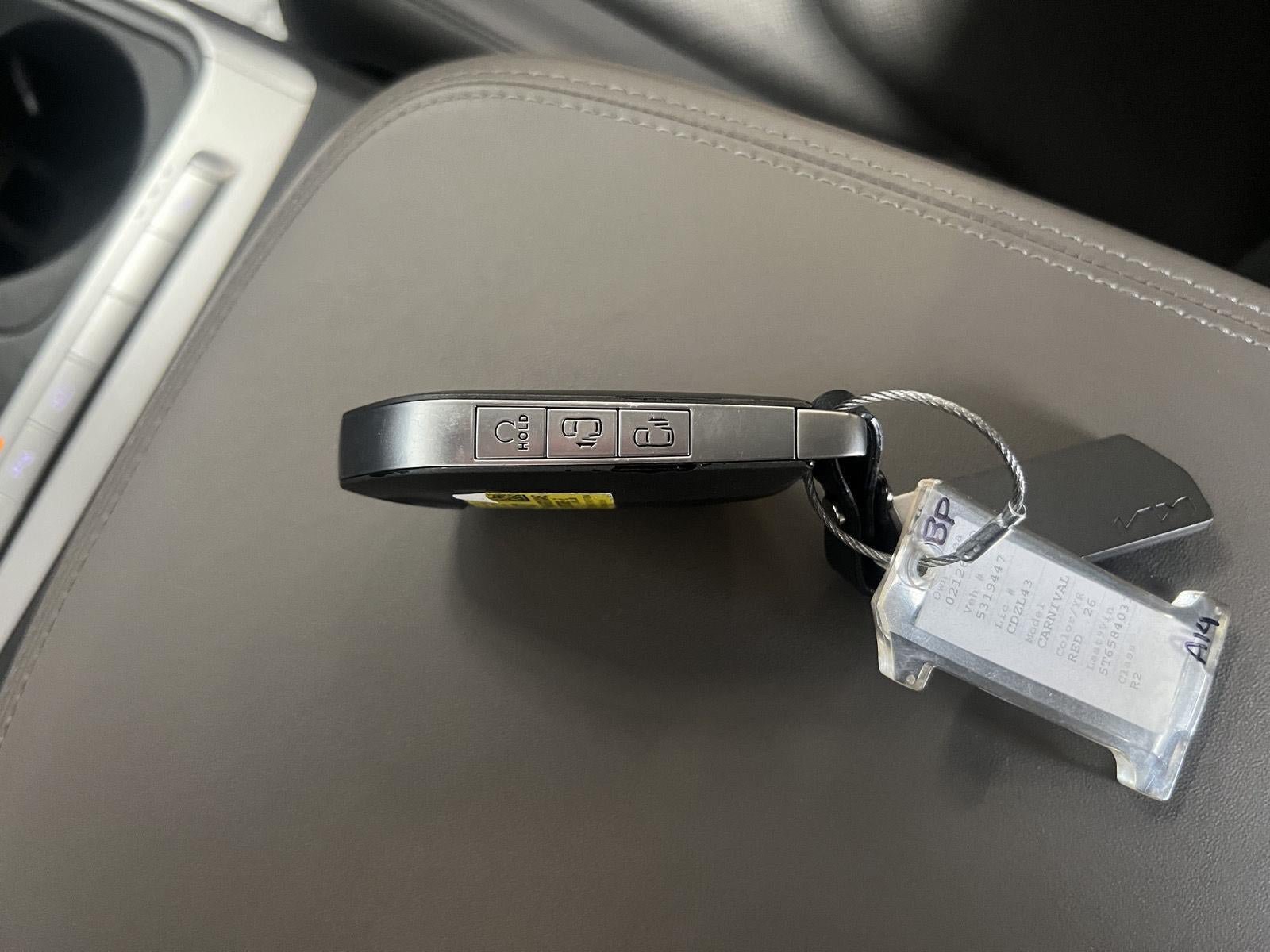 Used 2026 Kia Carnival FWD image 29