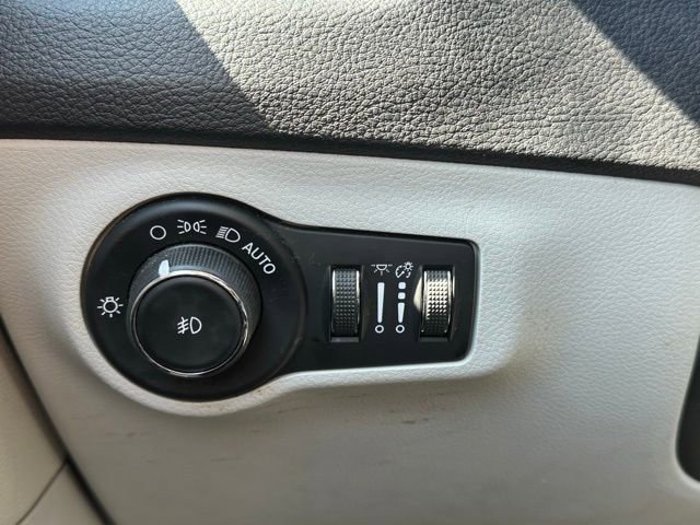 Used 2019 Jeep Compass Latitude w/ Safety & Security Group image 18