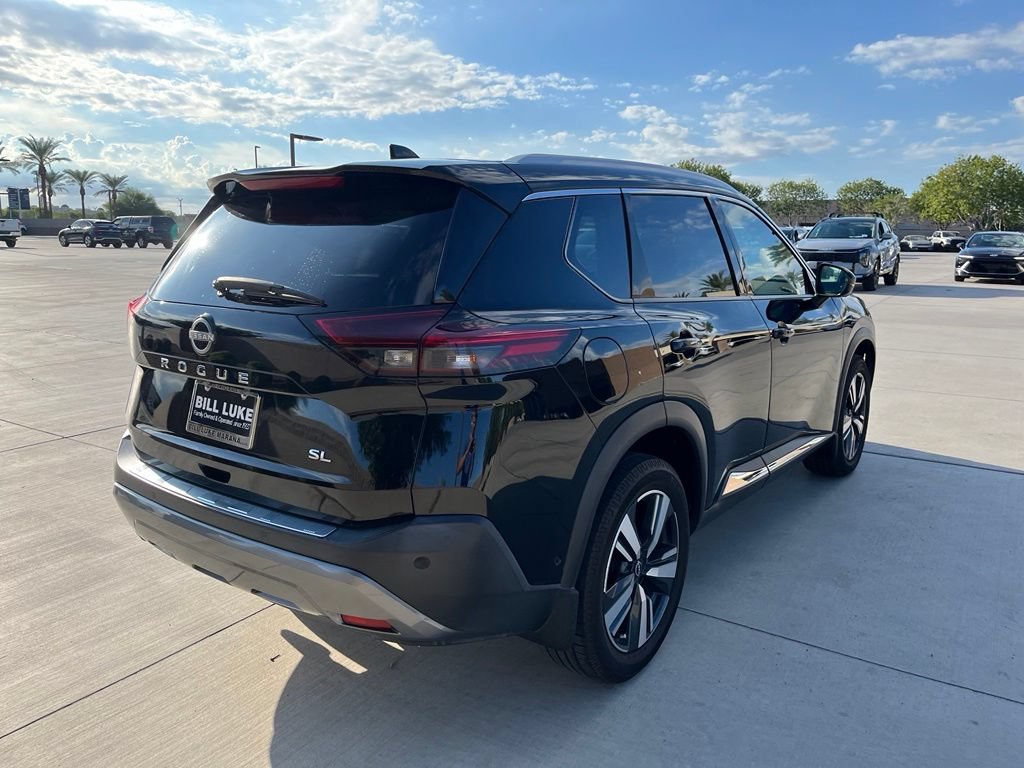 Used 2023 Nissan Rogue SL w/ SL Premium Package FWD image 11