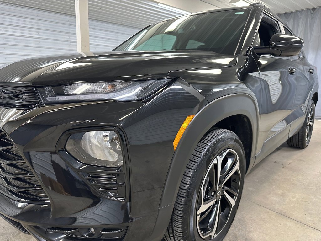 Certified 2023 Chevrolet TrailBlazer RS w/ Convenience Package image 31