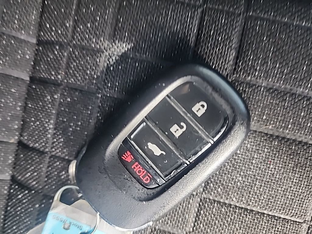 Certified 2023 Honda HR-V LX image 32