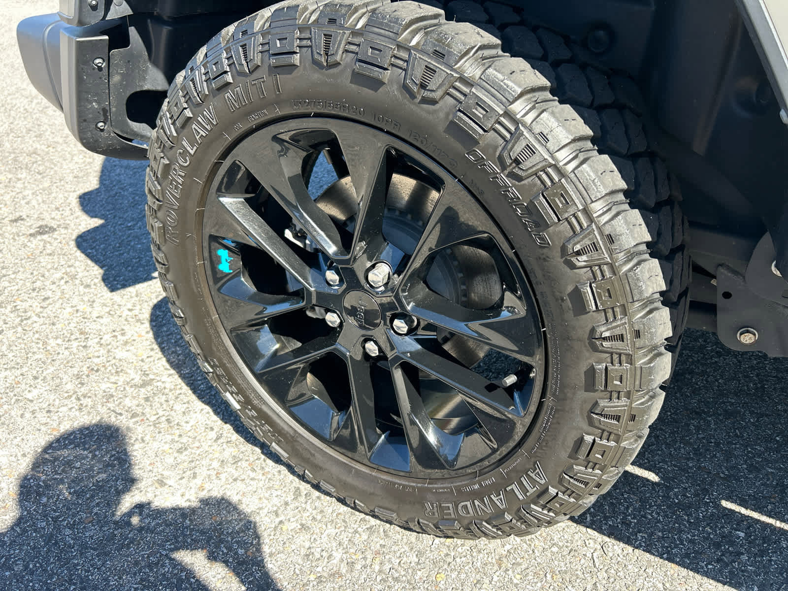 Used 2022 Jeep Wrangler Unlimited Sahara w/ Safety Group image 18