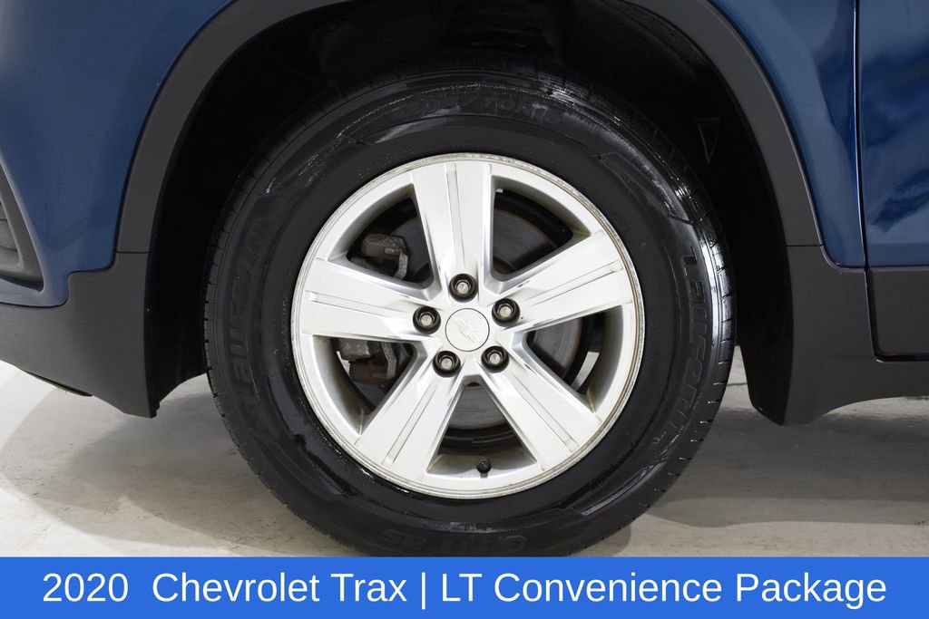 Used 2020 Chevrolet Trax LT w/ Driver Confidence Package FWD image 6