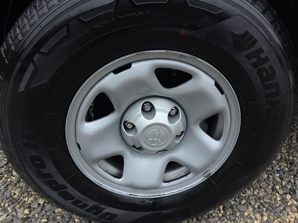 Certified 2023 Toyota Tacoma SR AWD/4WD image 10