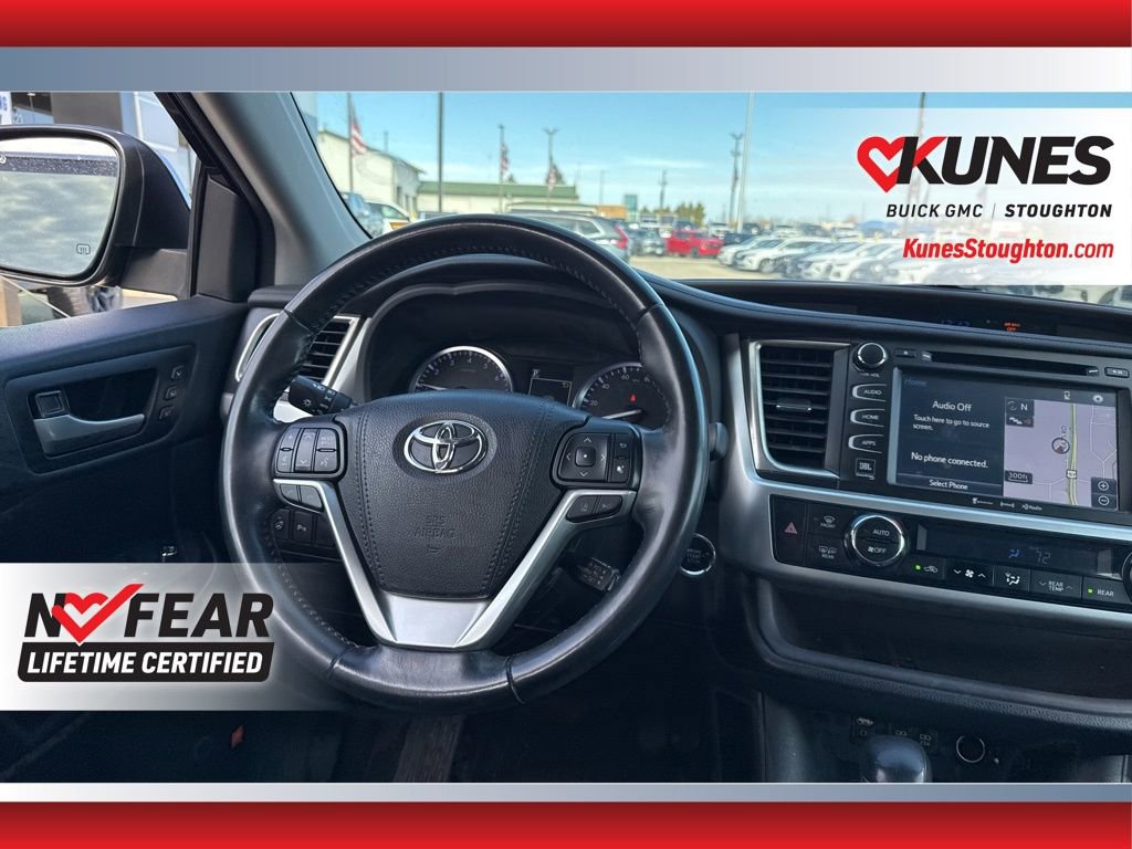 Used 2018 Toyota Highlander Limited image 42
