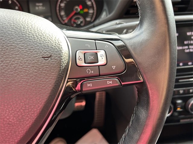 Used 2020 Volkswagen Passat 2.0T R-Line image 28