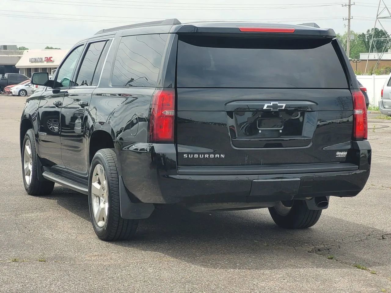Used 2015 Chevrolet Suburban LT AWD/4WD image 8