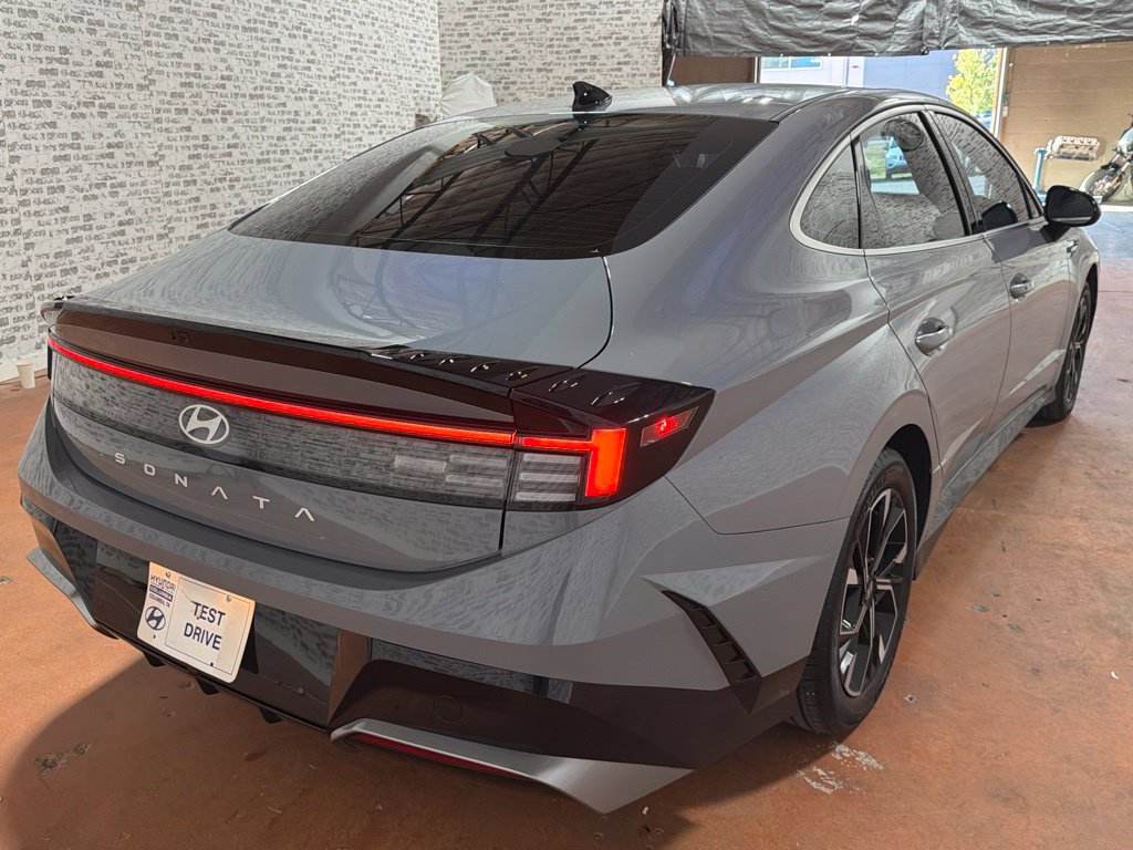 Used 2024 Hyundai Sonata SEL FWD image 7