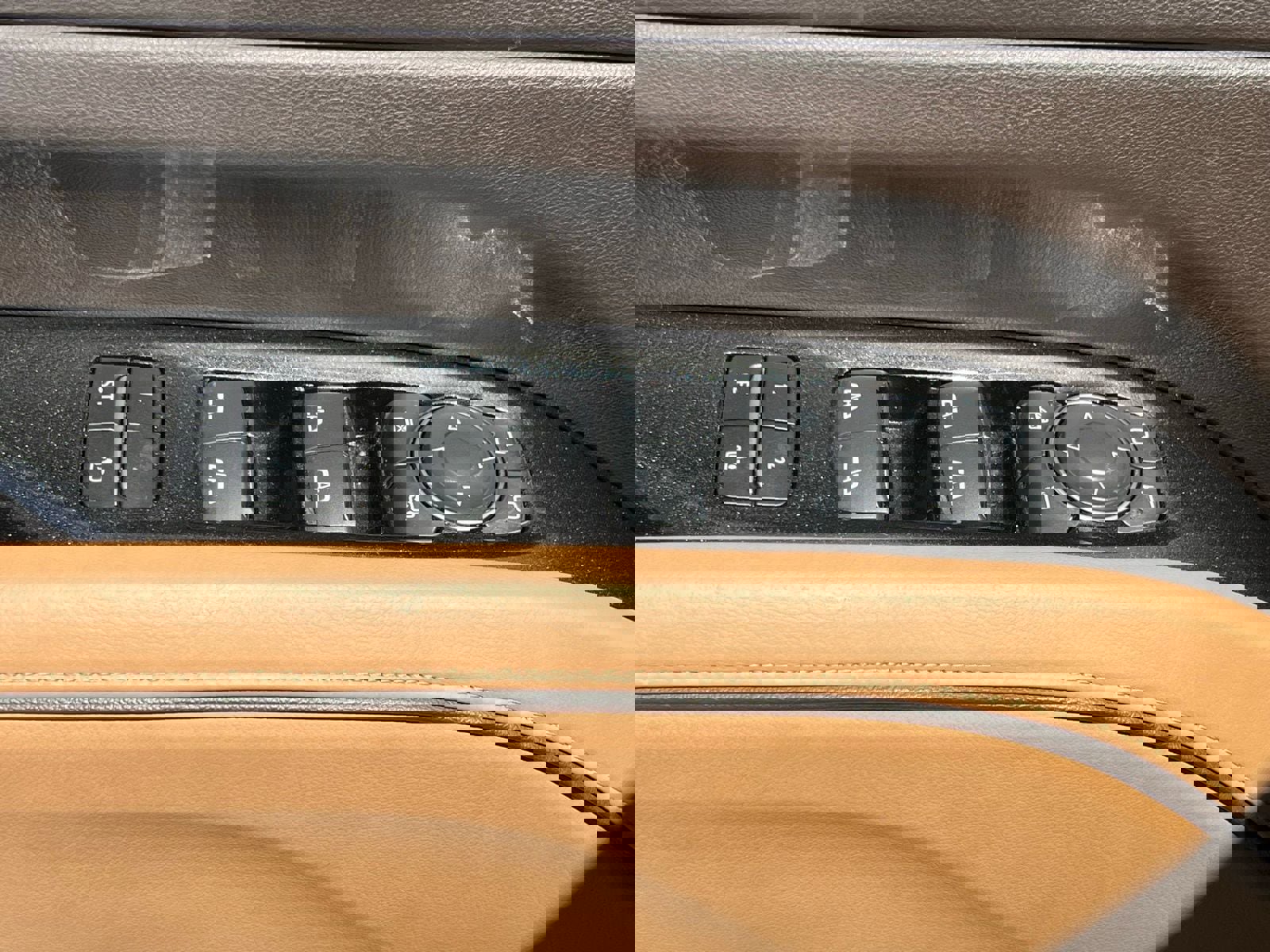 Used 2021 Cadillac Escalade Sport w/ Driver Assist Tech Package image 28