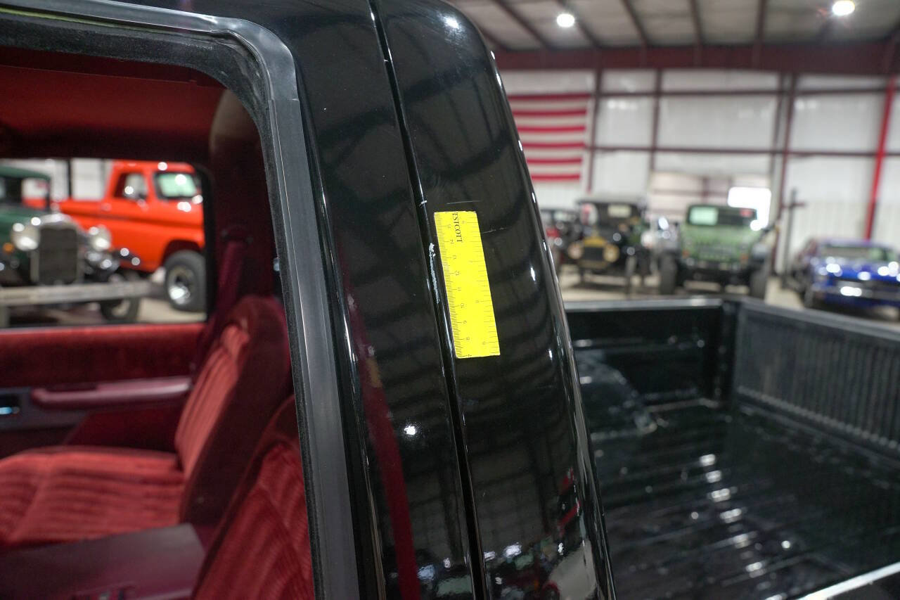 Used 1990 Chevrolet Silverado 1500 2WD Regular Cab image 31