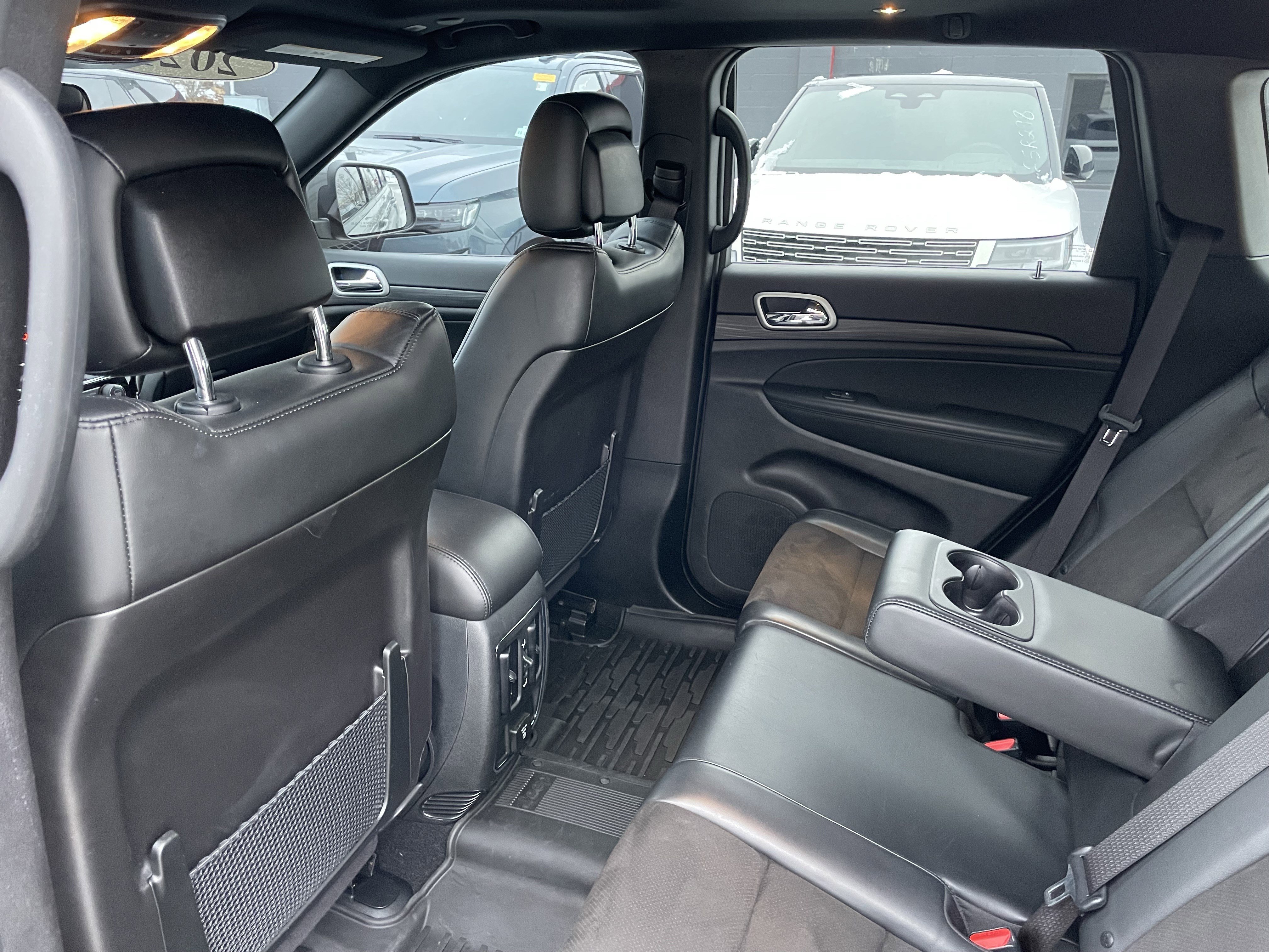 Used 2021 Jeep Grand Cherokee Laredo X image 30