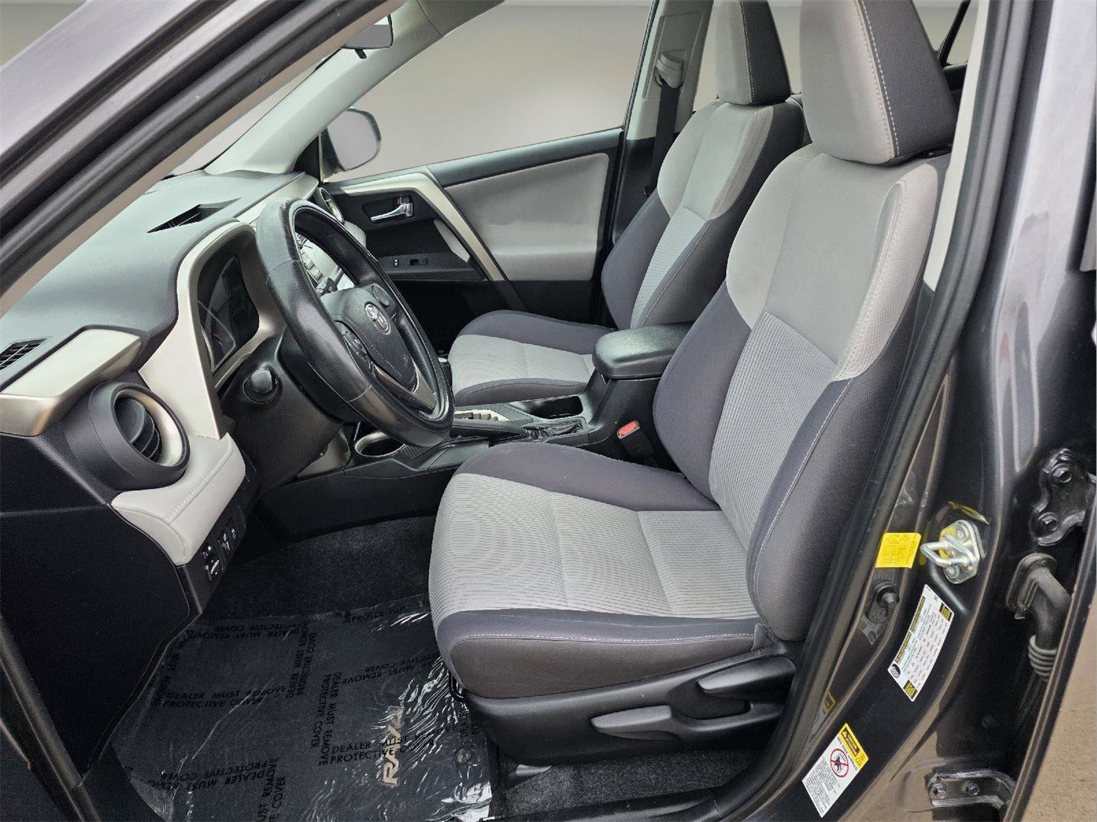 Used 2014 Toyota RAV4 XLE image 4