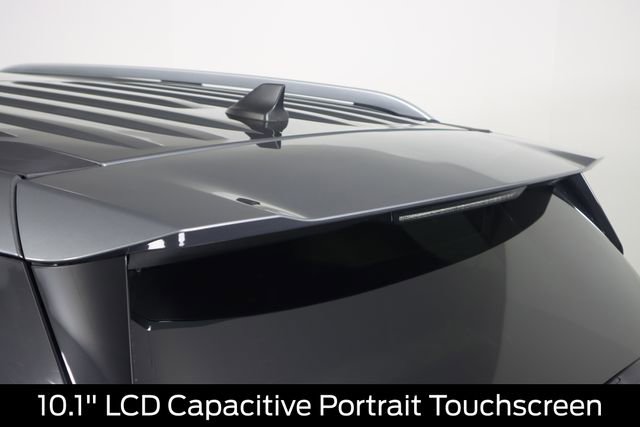 Used 2022 Ford Explorer Limited image 32