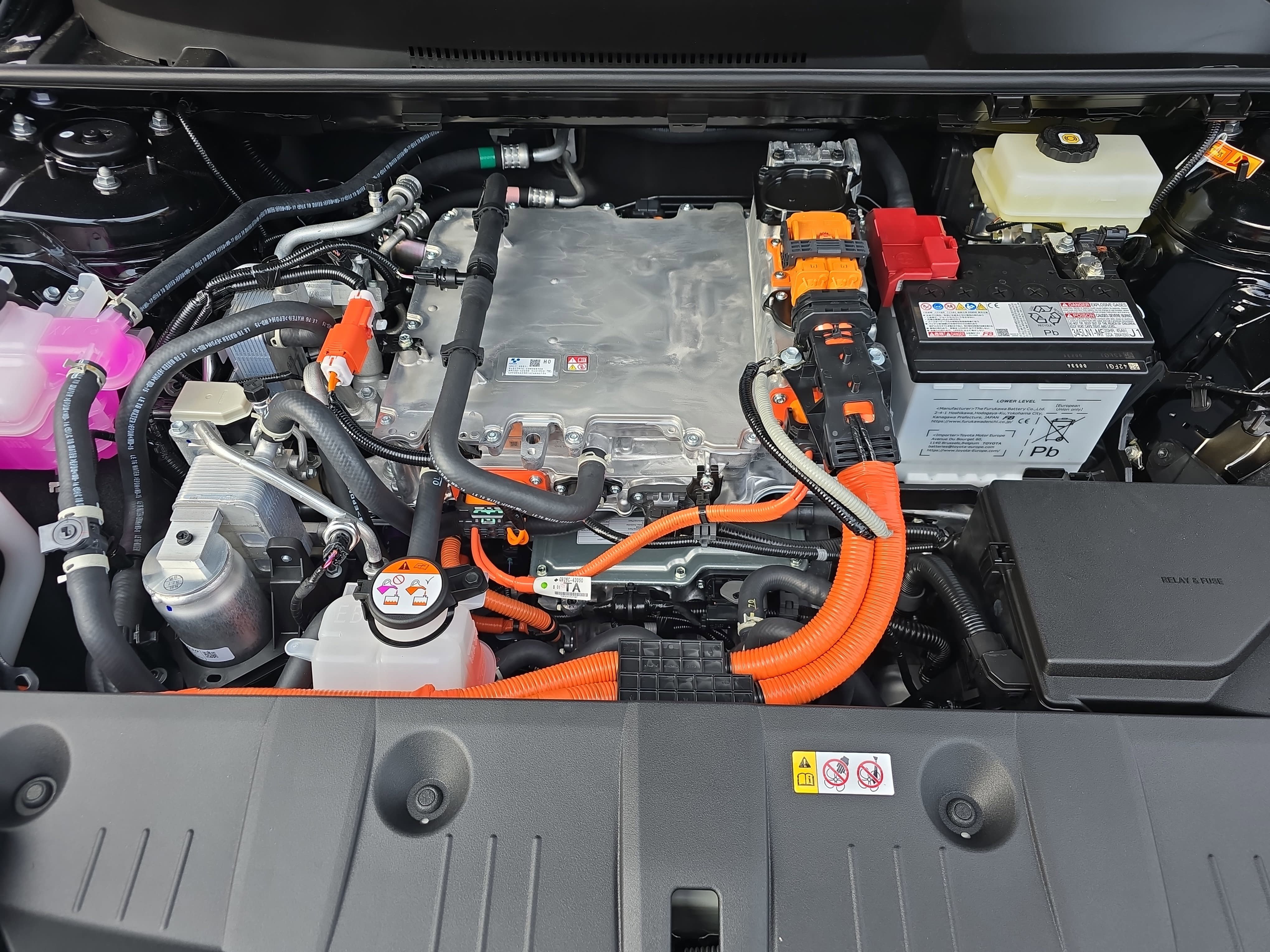 New 2026 Toyota C-HR AWD/4WD image 33