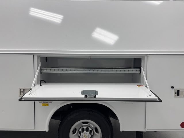 New 2026 Chevrolet Express 3500 w/ Power Convenience Package RWD image 23