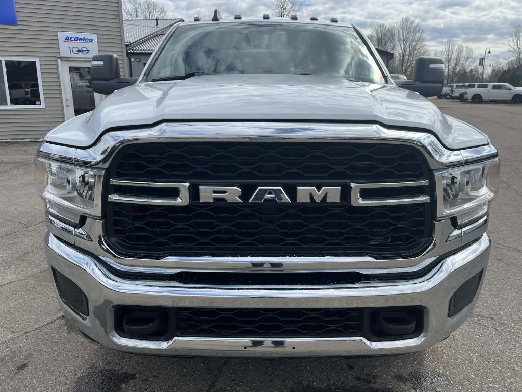 Used 2023 RAM 3500 Tradesman w/ Chrome Appearance Group image 3