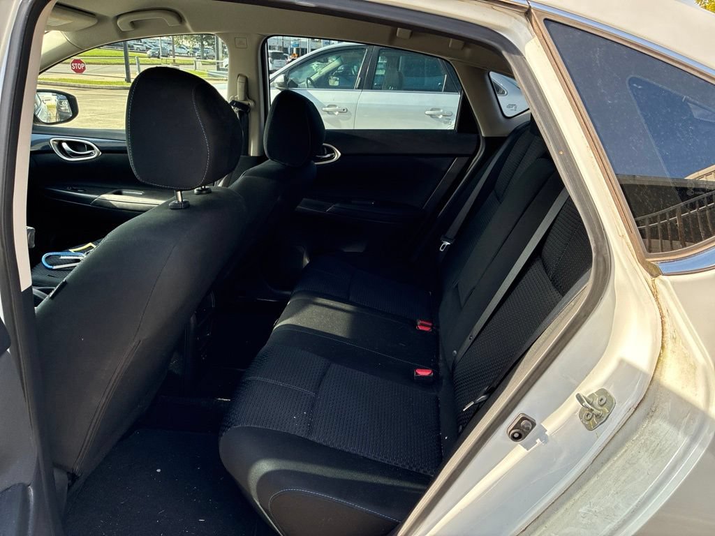 Used 2019 Nissan Sentra SR FWD image 19