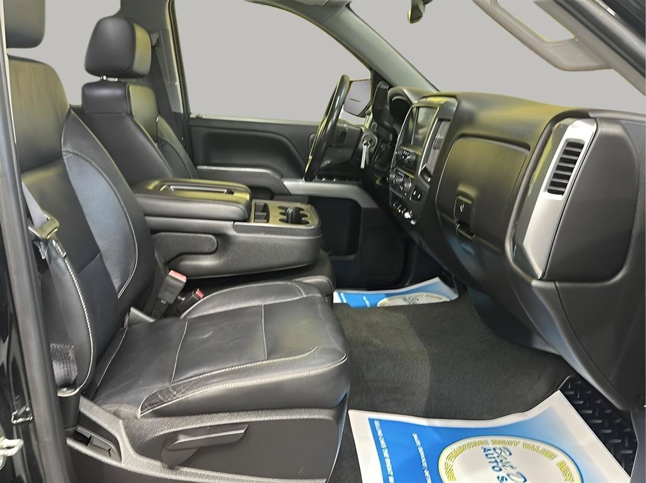 Used 2017 Chevrolet Silverado 1500 LT w/ Midnight Edition AWD/4WD image 21