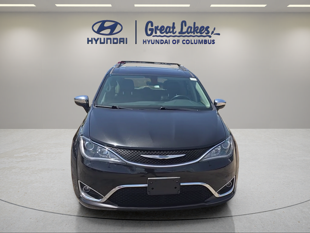 Used 2018 Chrysler Pacifica Limited FWD image 8