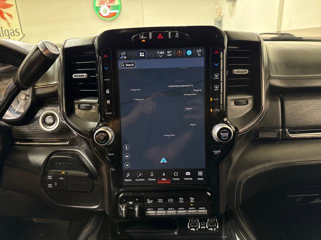 Used 2022 RAM 3500 Limited image 24