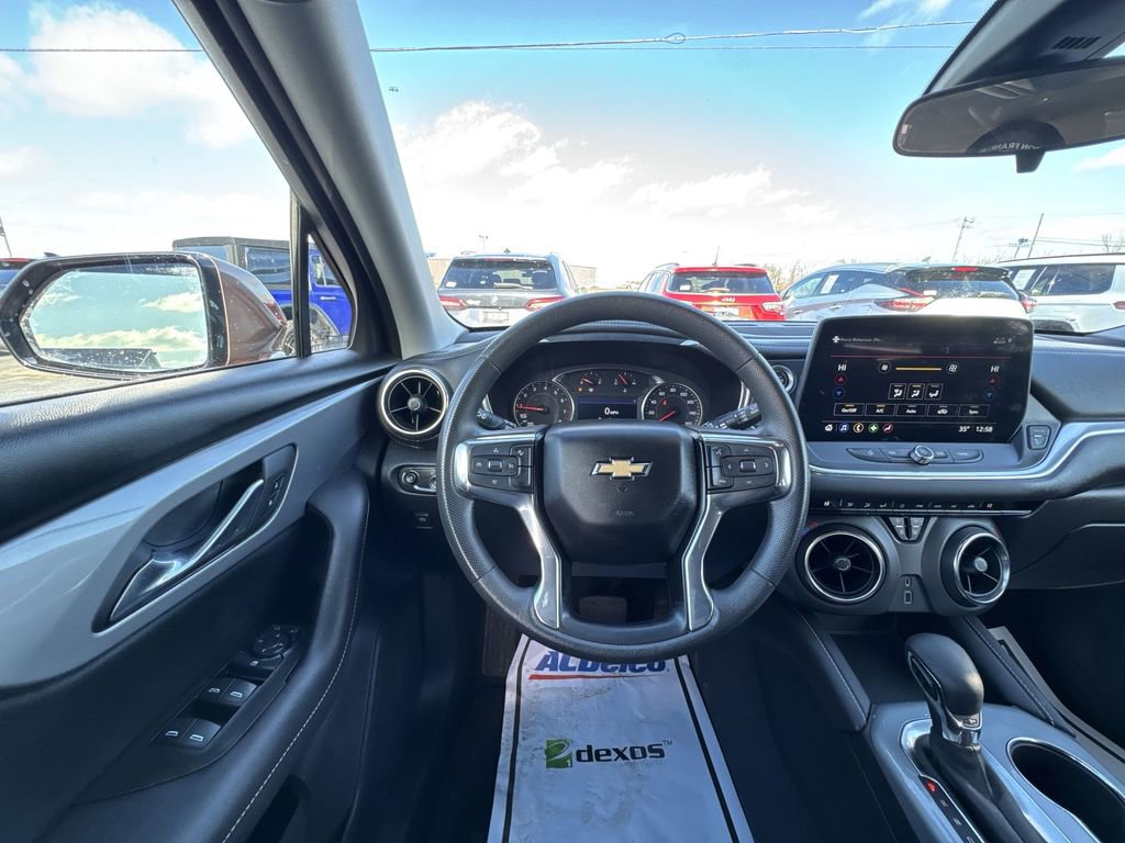 Used 2023 Chevrolet Blazer LT image 14