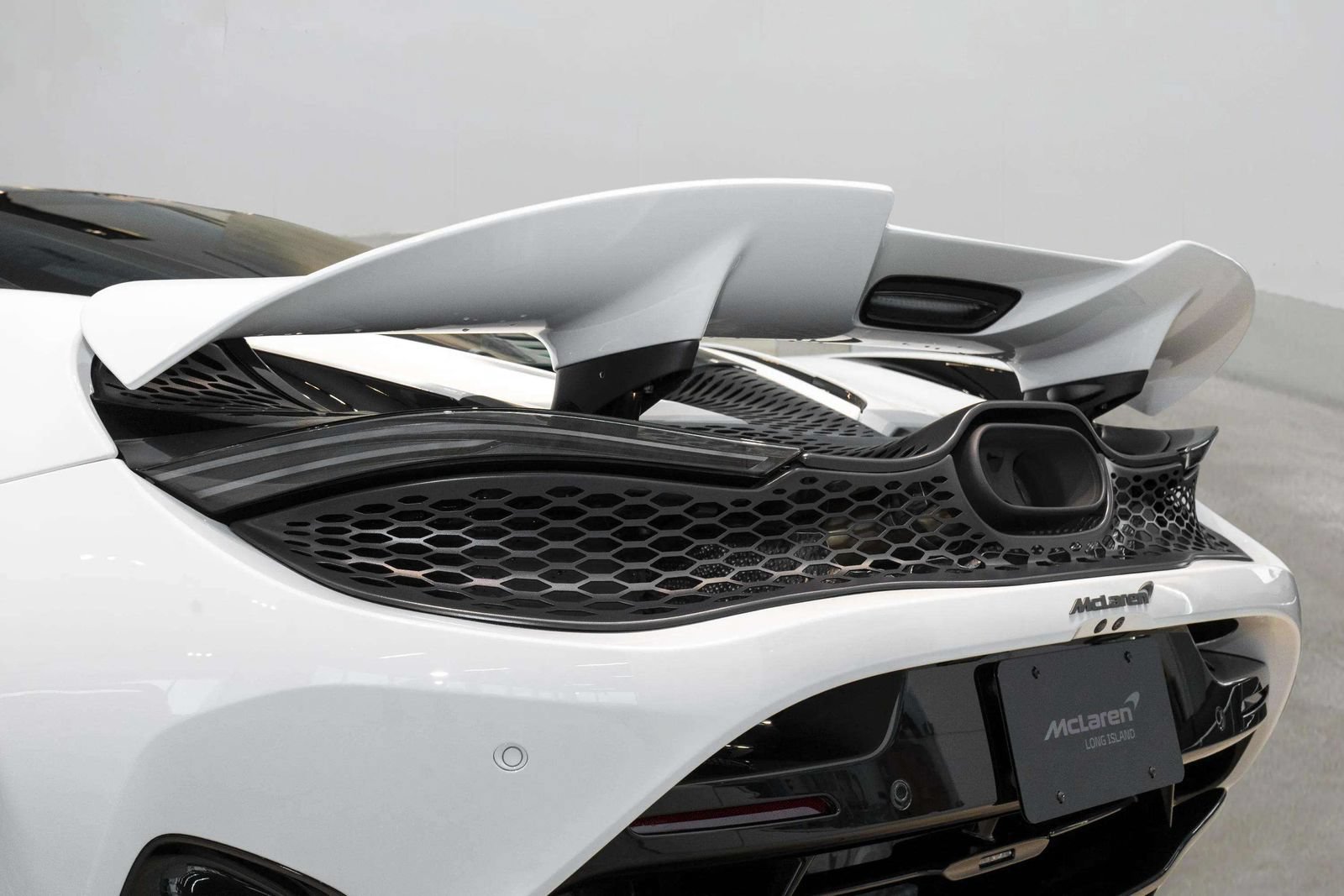 New 2027 McLaren 750S RWD image 39