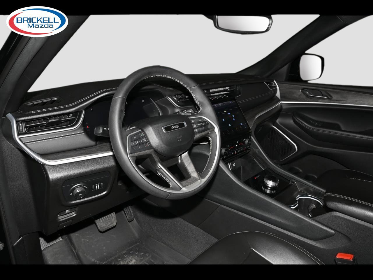 Used 2024 Jeep Grand Cherokee Limited w/ Black Appearance Package RWD image 26