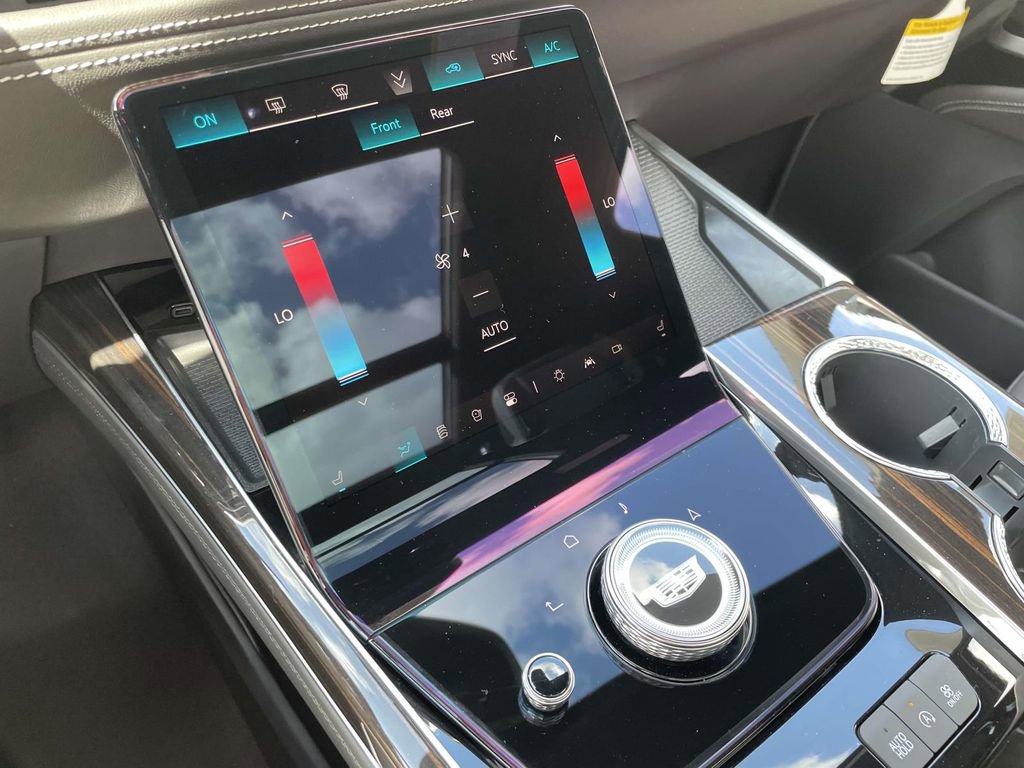 New 2025 Cadillac Escalade ESV Premium Luxury image 28