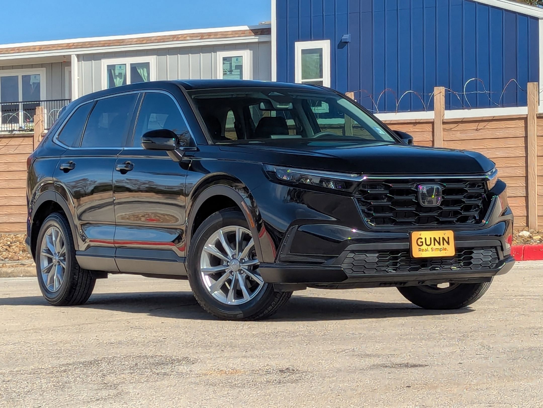 Used 2023 Honda CR-V EX image 2