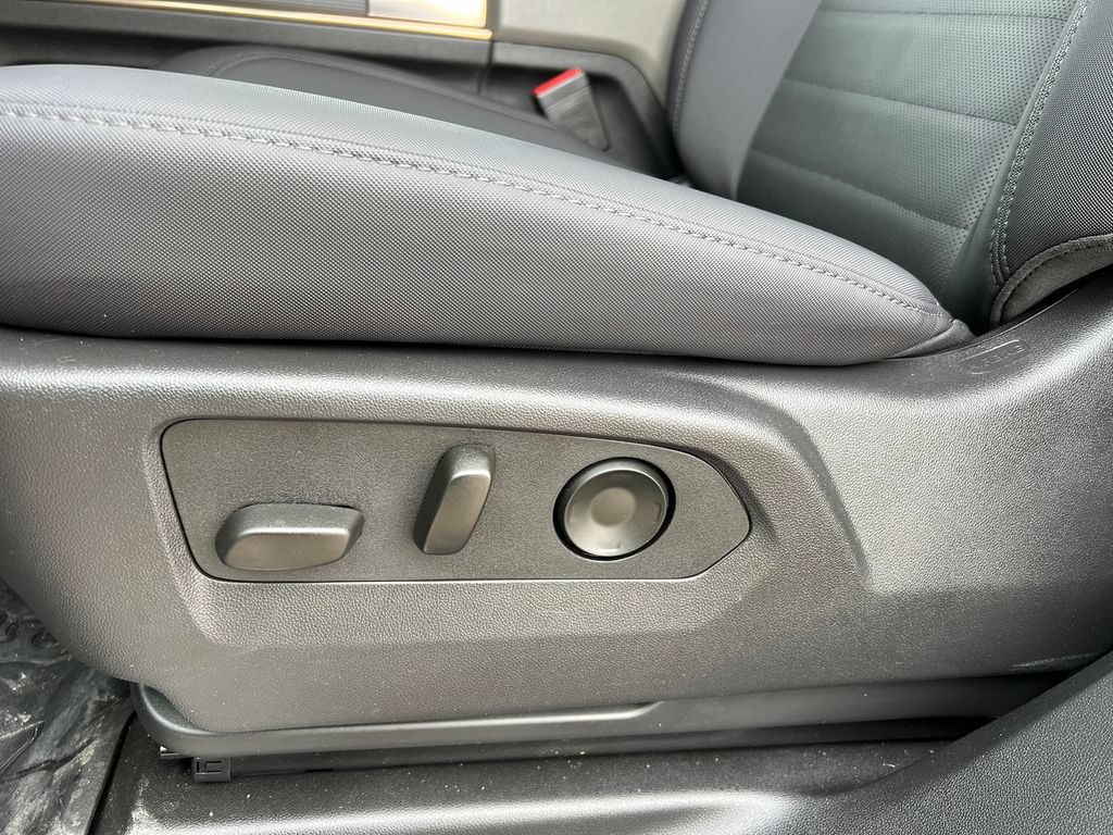 New 2025 GMC Hummer EV 2X AWD/4WD image 12