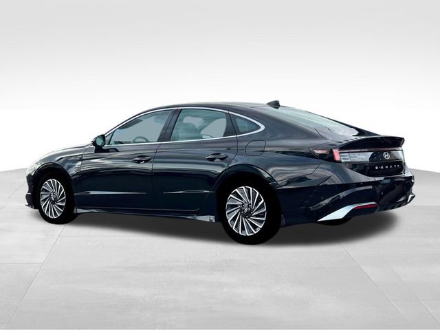 New 2025 Hyundai Sonata Limited image 4