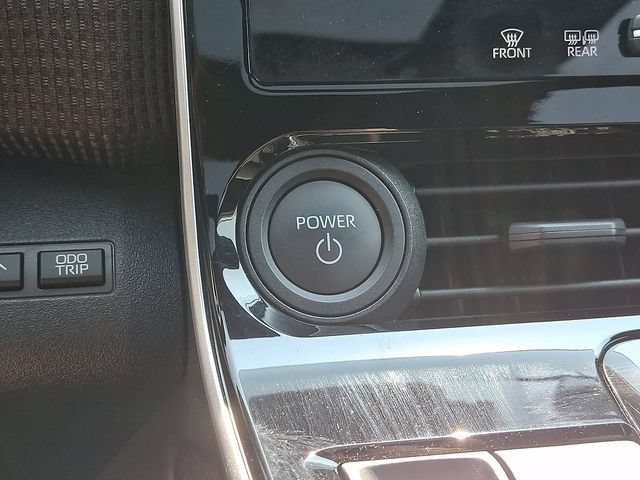 Used 2025 Toyota bZ4X FWD w/ Weather Package image 26