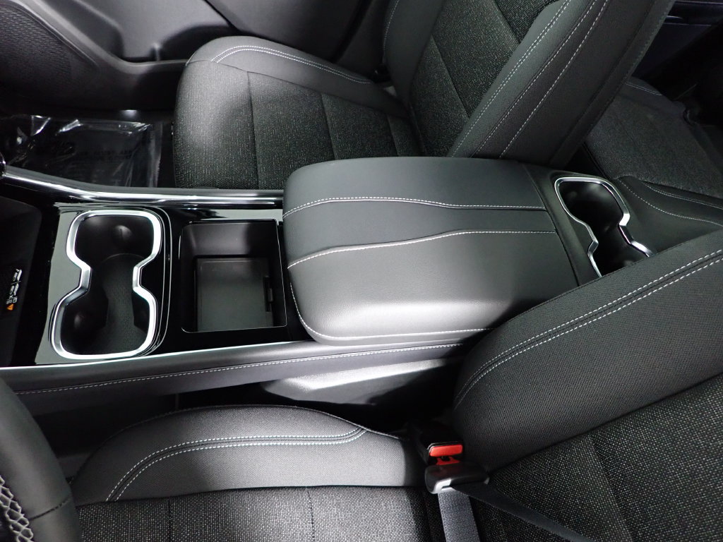 New 2027 Chevrolet Traverse LT w/ LPO, Floor Liner Package AWD/4WD image 31