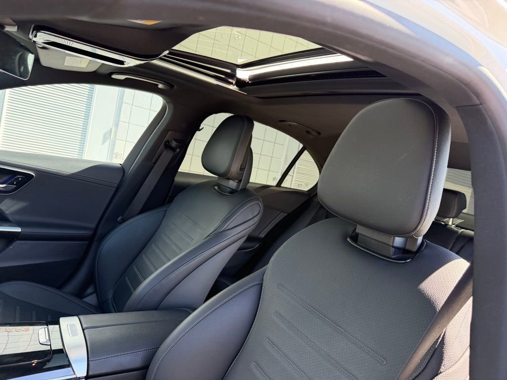 Used 2023 Mercedes-Benz C 300 Sedan image 18