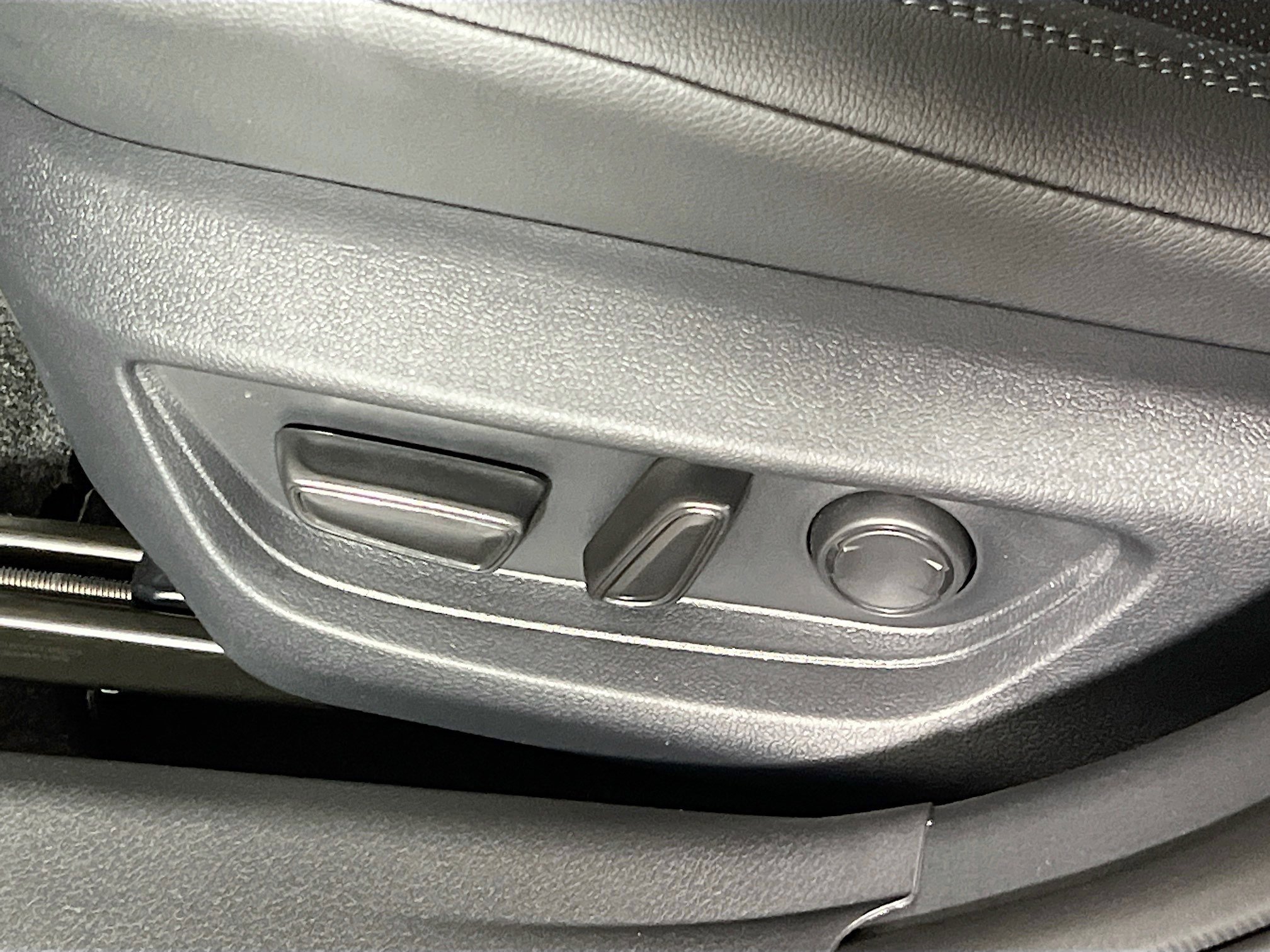 New 2026 Toyota Camry XSE FWD image 15