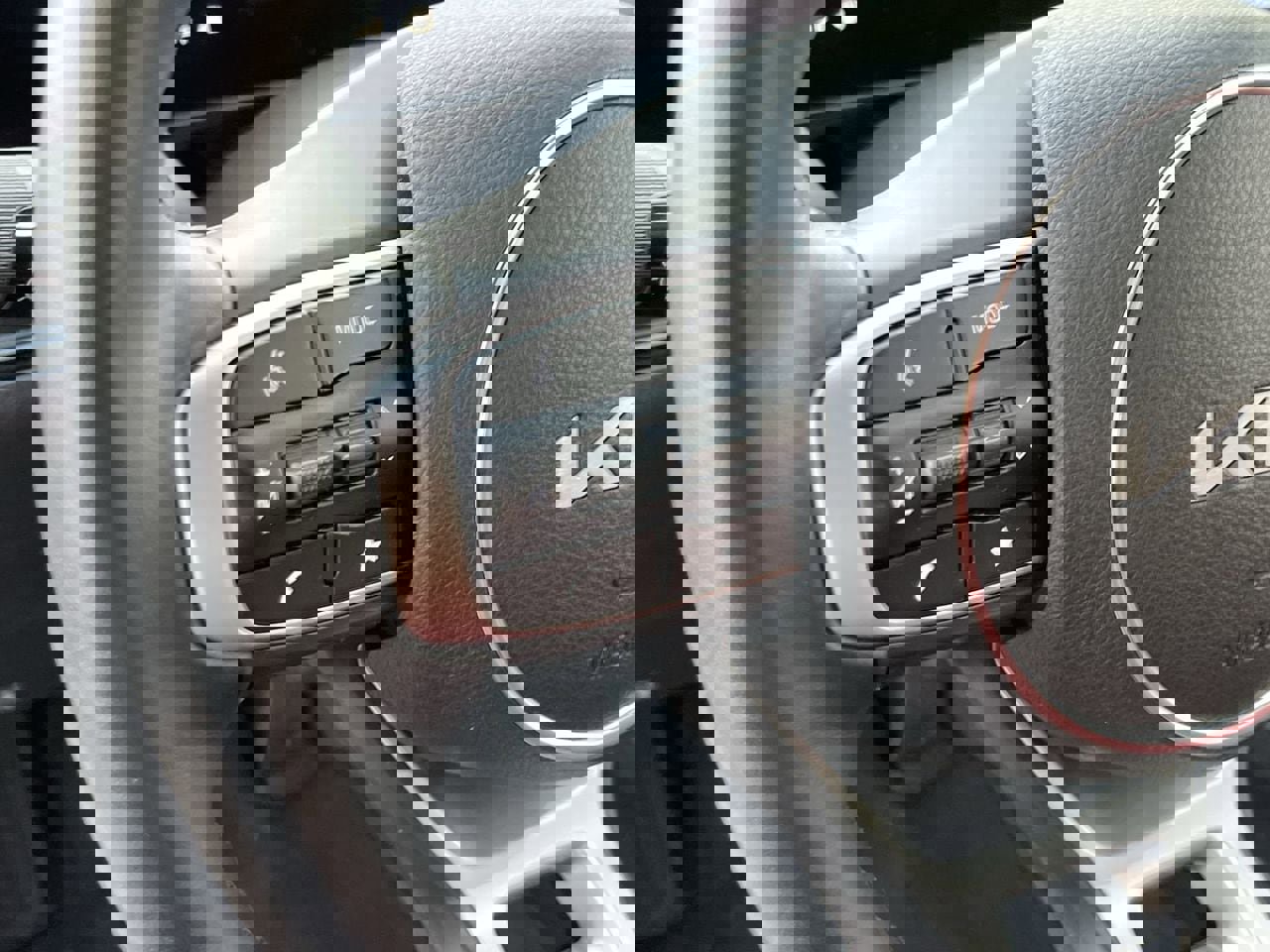 Used 2025 Kia K5 GT-Line w/ GT-Line Premium Package image 23