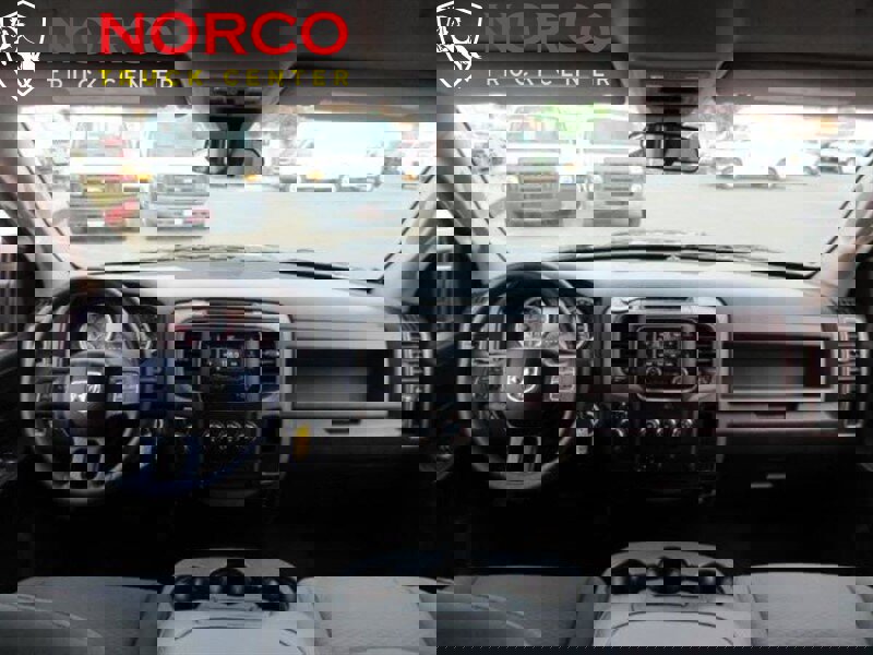 Used 2017 RAM 1500 Express w/ Black Ram 1500 Express Group image 18