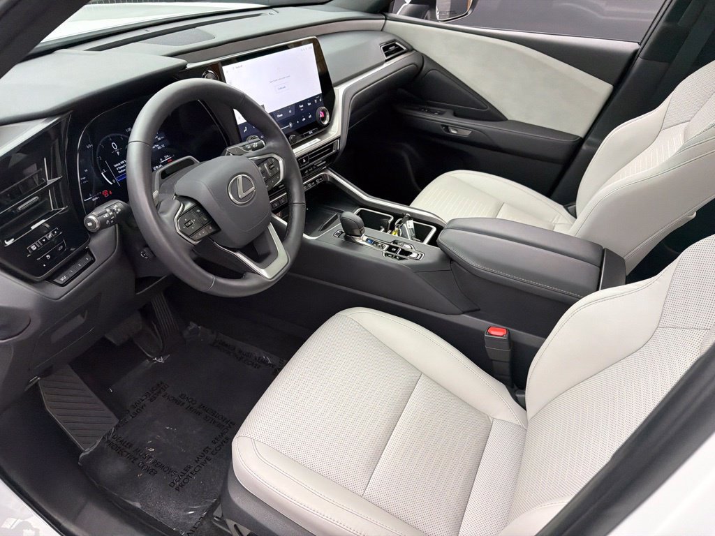 Used 2026 Lexus TX 350 AWD w/ Technology Package image 11