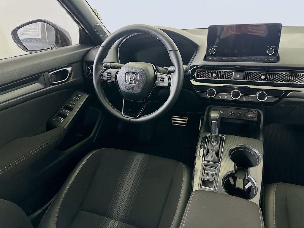 Used 2025 Honda Civic Sport image 17