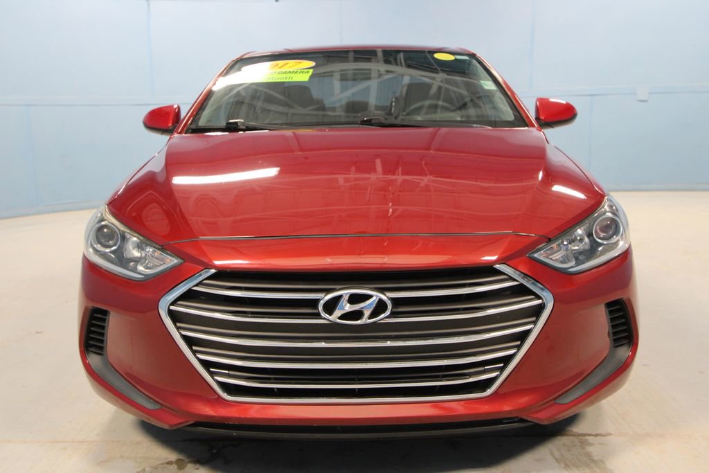 Used 2017 Hyundai Elantra SE image 20