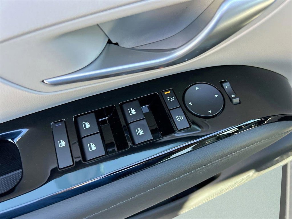 New 2026 Hyundai Tucson Limited image 23