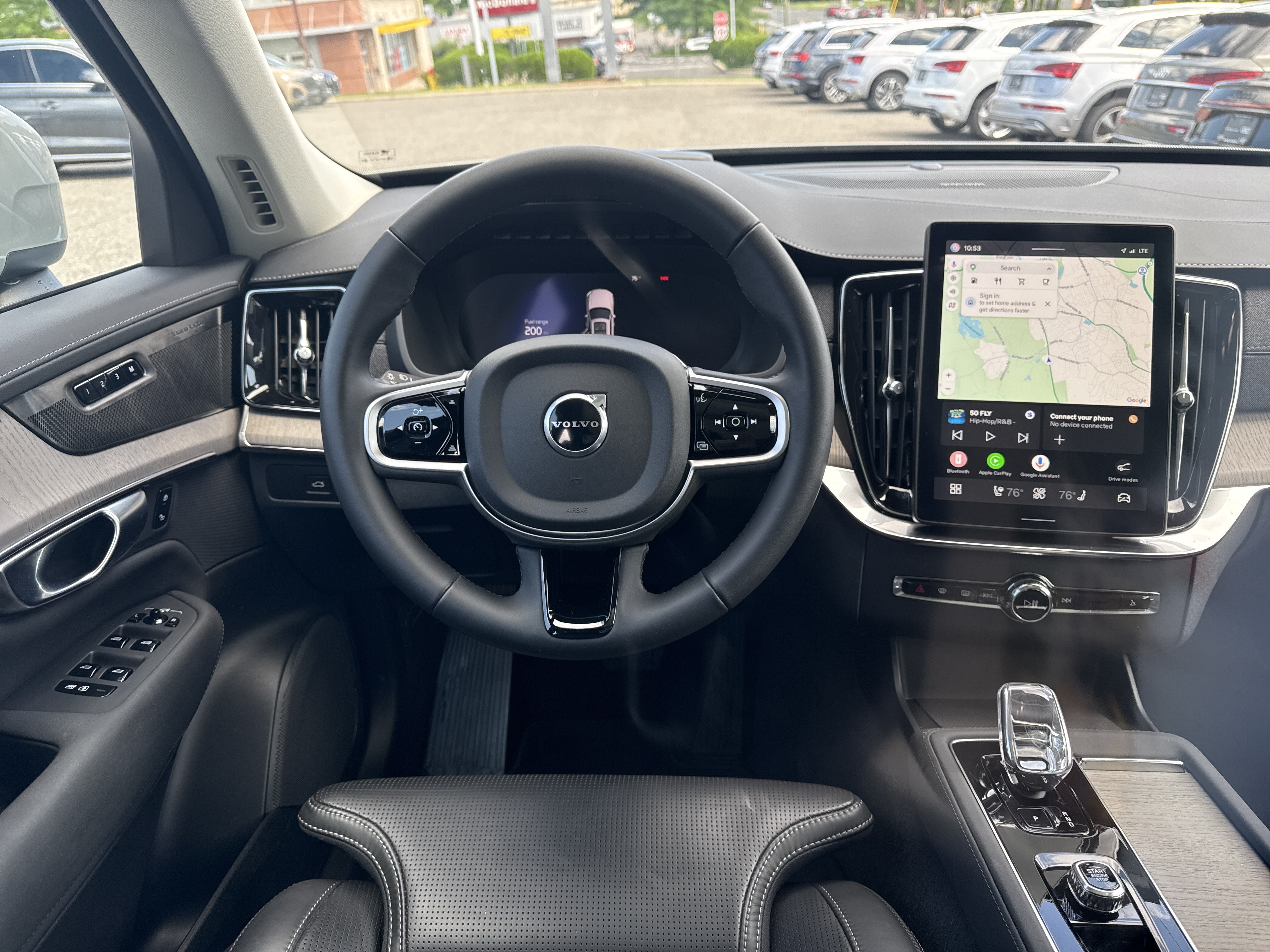 Certified 2025 Volvo XC90 B5 Ultra AWD/4WD image 7