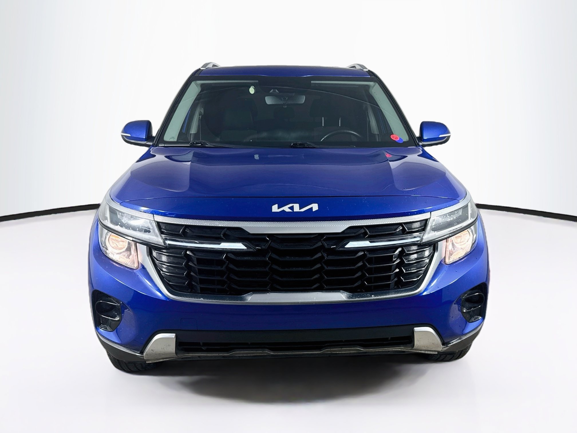 Used 2024 Kia Seltos S FWD image 3