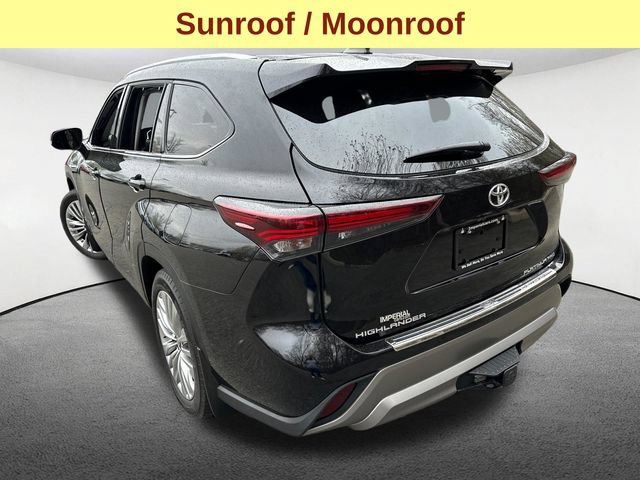 Certified 2025 Toyota Highlander Platinum AWD/4WD image 8