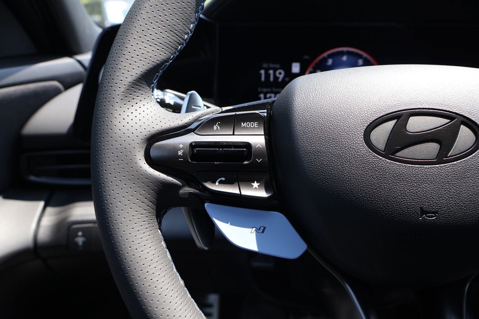 New 2025 Hyundai Elantra N image 16