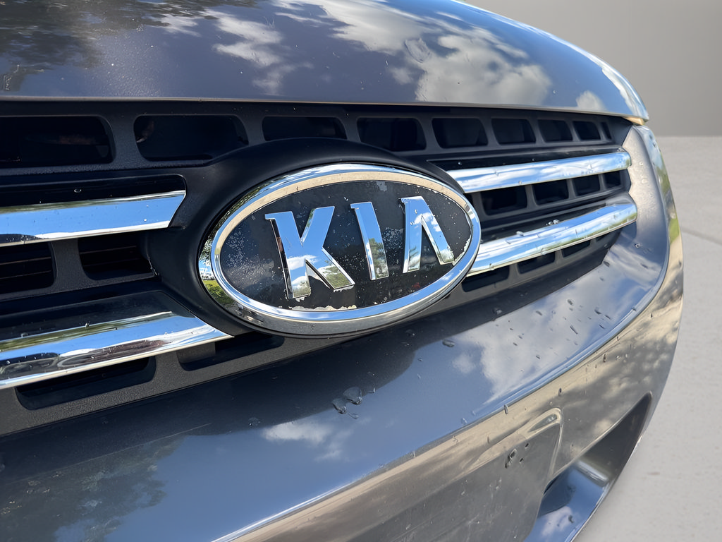 Used 2006 Kia Sportage LX FWD image 13